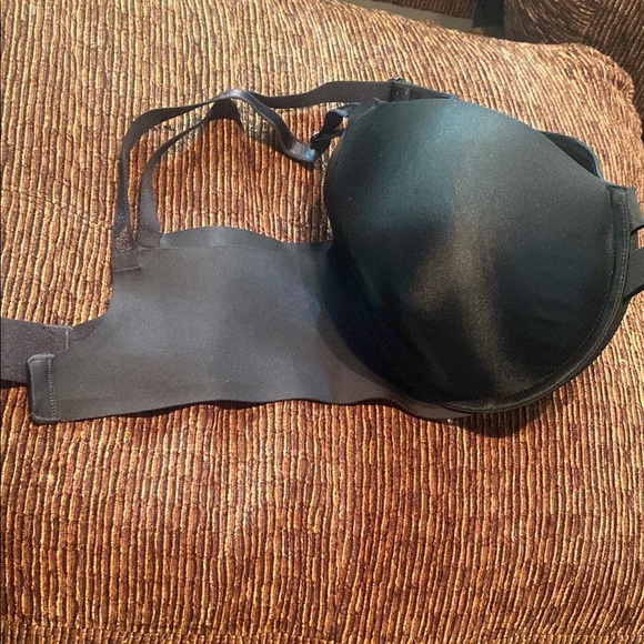 Warner's Sleek Black Women's Bra - Picture 7 of 7